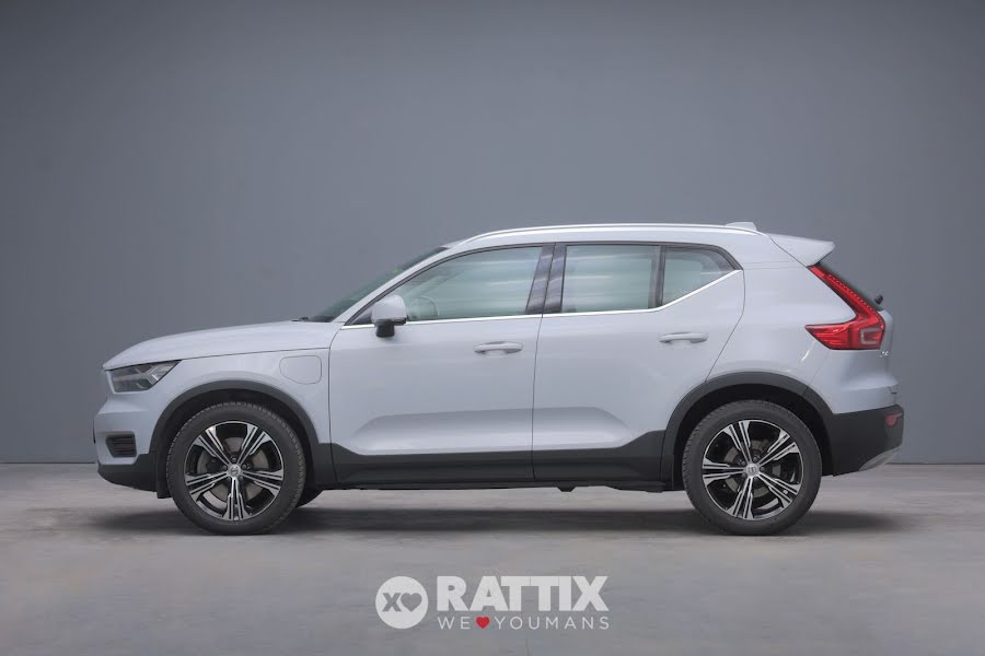 Volvo XC40 1.5 T5 PHEV Inscription Auto Silver Glacier  Aziendale foto 2