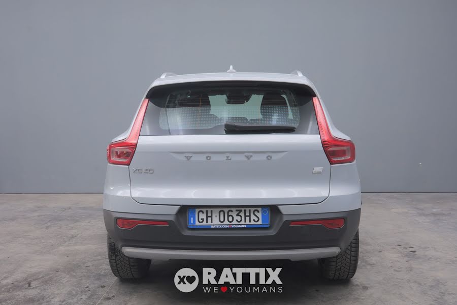 Volvo XC40 1.5 T5 PHEV Inscription Auto Silver Glacier  Aziendale foto 6