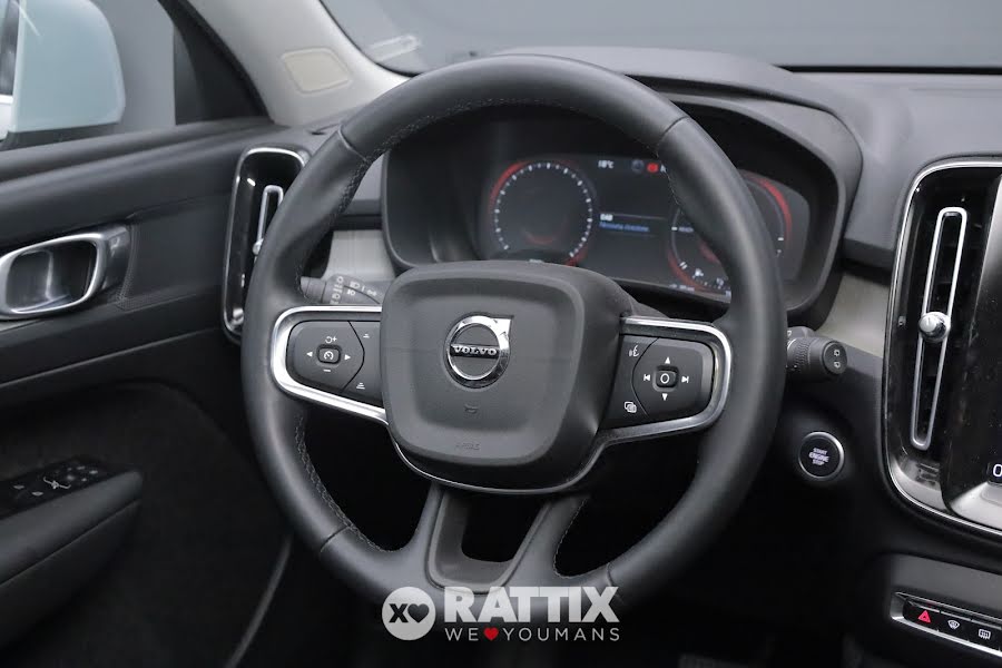 Volvo XC40 1.5 T5 PHEV Inscription Auto Silver Glacier  Aziendale foto 12
