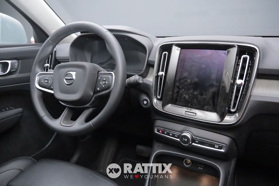 Volvo XC40 1.5 T5 PHEV Inscription Auto Silver Glacier  Aziendale foto 18