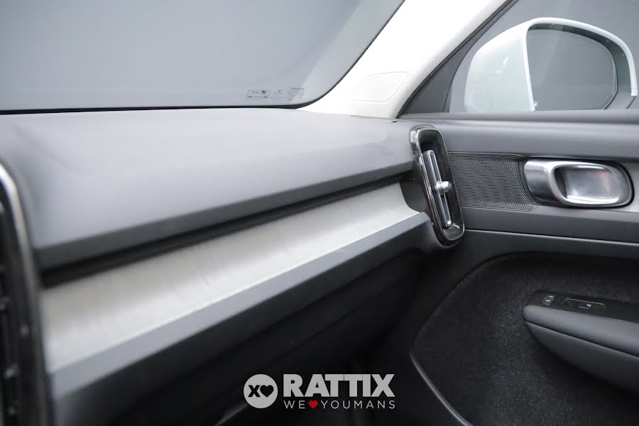 Volvo XC40 1.5 T5 PHEV Inscription Auto Silver Glacier  Aziendale foto 29