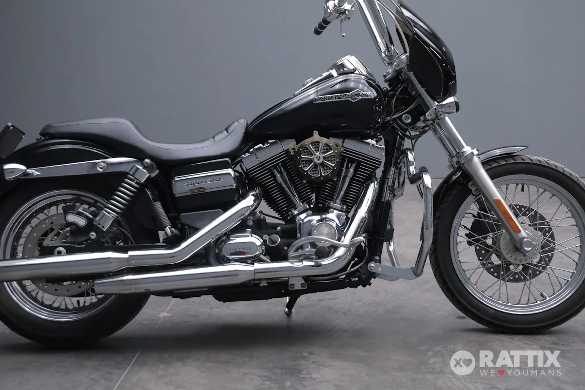 HARLEY DAVIDSON Dyna Super Glide 1584 Custom abs