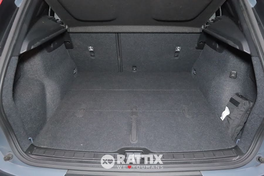 Volvo XC40 2.0 B3 MHEV 163CV Business Auto Denim Blue  Aziendale foto 6