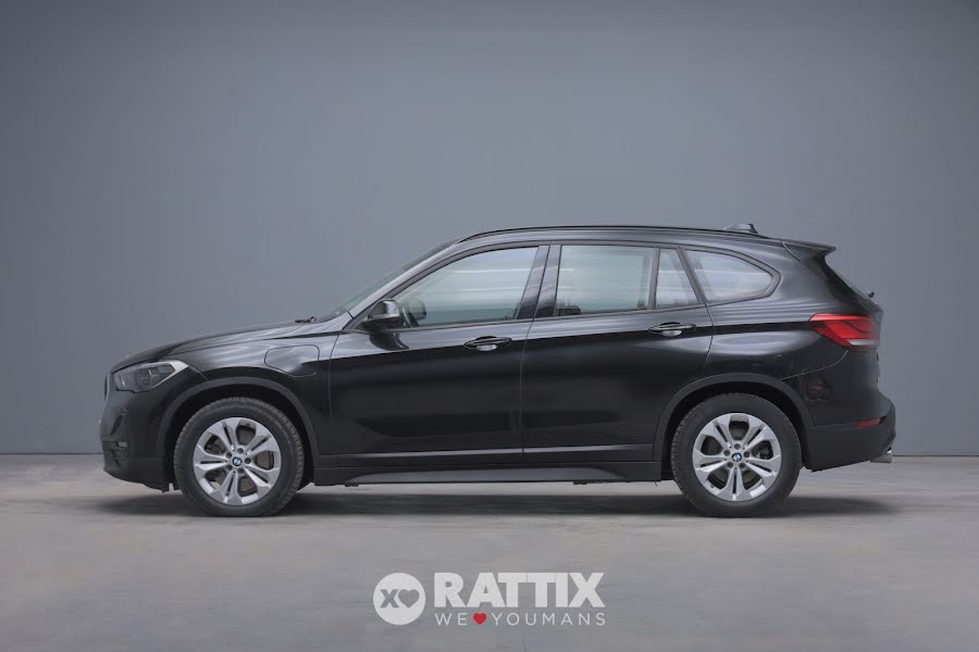 BMW X1 1.5 PHEV Business Advantage xDrive25e Auto Nero  Aziendale foto 2