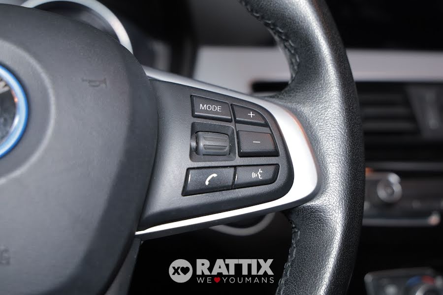 BMW X1 1.5 xdrive25e Business Advantage auto Nero  Aziendale foto 14