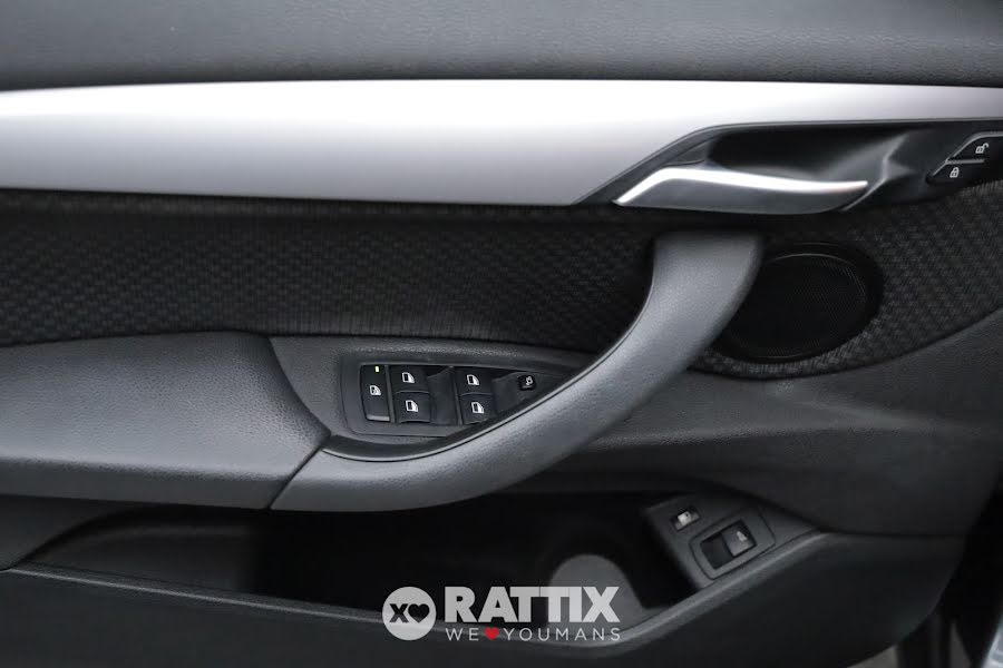 BMW X1 1.5 xdrive25e Business Advantage auto Nero  Aziendale foto 31