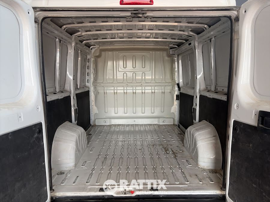 Peugeot Boxer 330 2.2 bluehdi 140CV L1H1 Premium (IVA ESCLUSA) Kaolin White  Aziendale foto 7