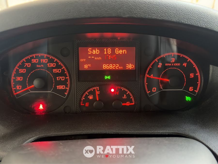 Peugeot Boxer 330 2.2 bluehdi 140CV L1H1 Premium (IVA ESCLUSA) Kaolin White  Aziendale foto 14