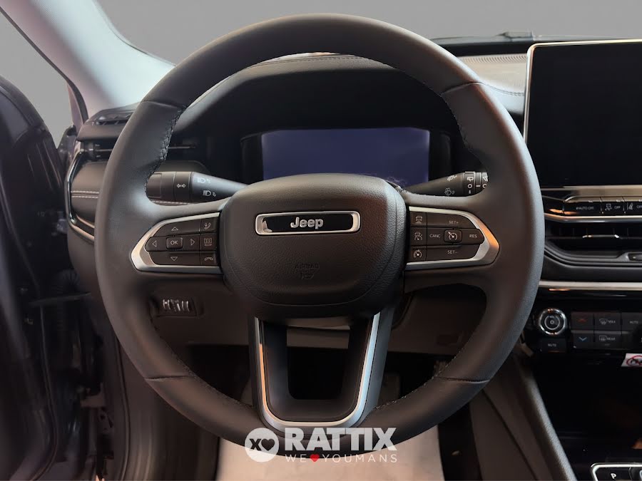 Jeep Compass 1.5 turbo t4 mhev 130CV Summit dct Graphite Grey  Aziendale foto 10
