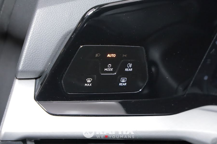 Volkswagen Golf 1.5 etsi evo 150CV Life dsg Nero  Usato foto 15