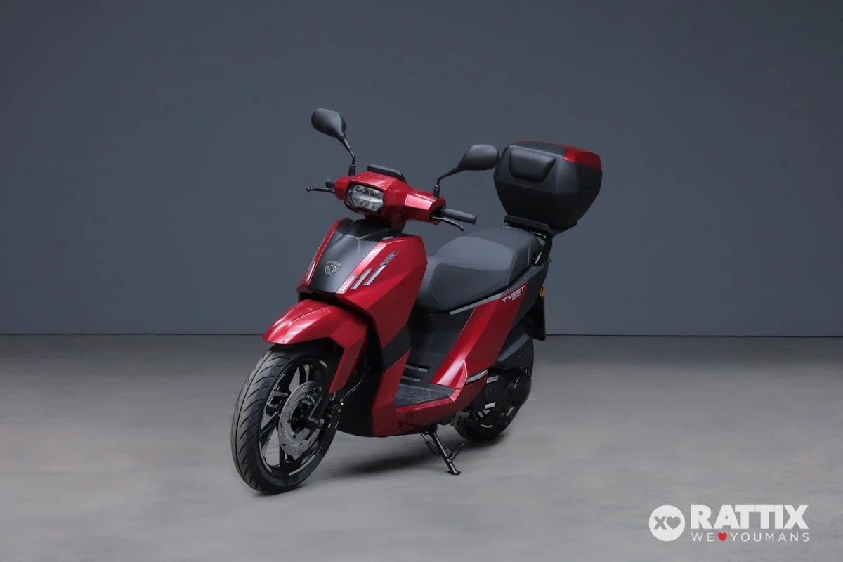 PEUGEOT Tweet 125 125i FL Top Case E5+