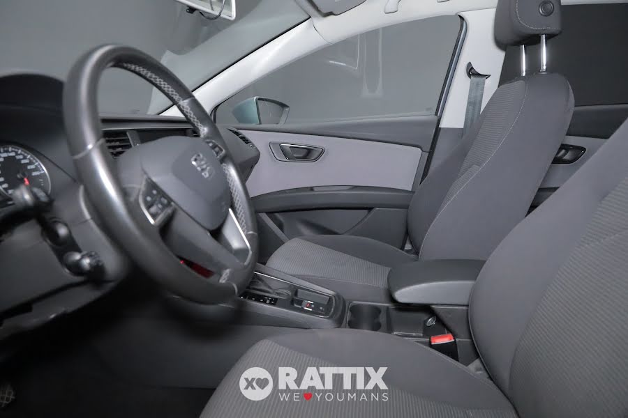 SEAT Leon ST 1.6 tdi 115CV Business dsg Argento  Usato foto 8