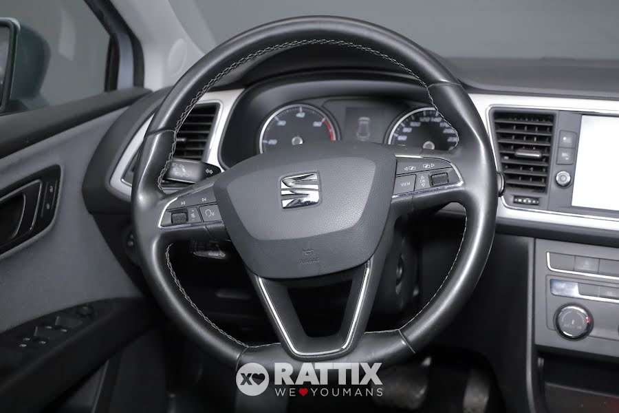 SEAT Leon ST 1.6 tdi 115CV Business dsg Argento  Usato foto 10