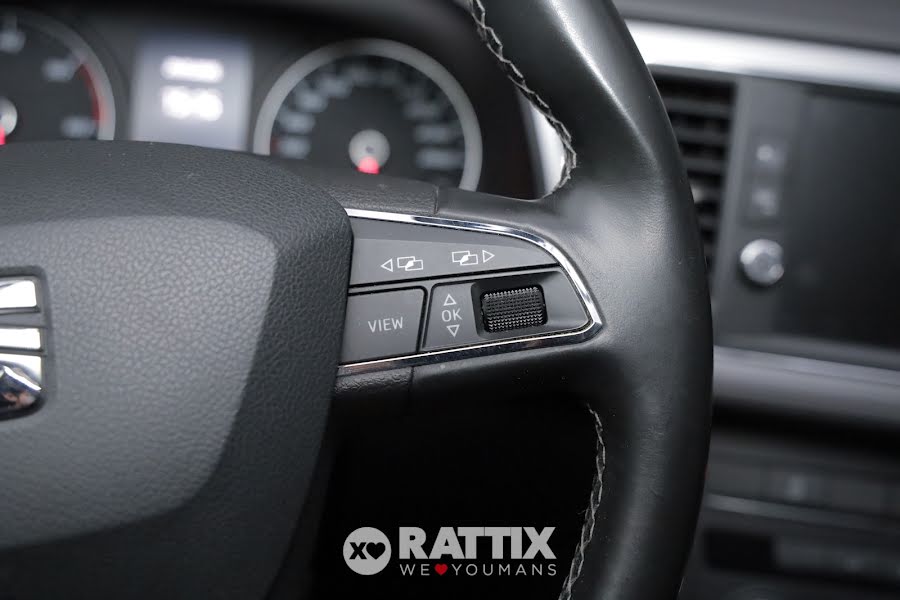 SEAT Leon ST 1.6 tdi 115CV Business dsg Argento  Usato foto 12