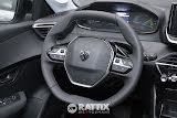 Miniatura Peugeot 208 1.2 hybrid 110CV Style e-dcs 6 Bianco Okenite  Km 0 foto 27