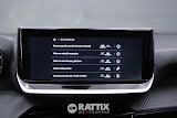 Miniatura Peugeot 208 1.2 hybrid 110CV Style e-dcs 6 Bianco Okenite  Km 0 foto 27