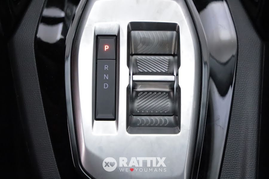 Peugeot 208 1.2 hybrid 110CV Style e-dcs 6 Bianco Okenite  Km 0 foto 23