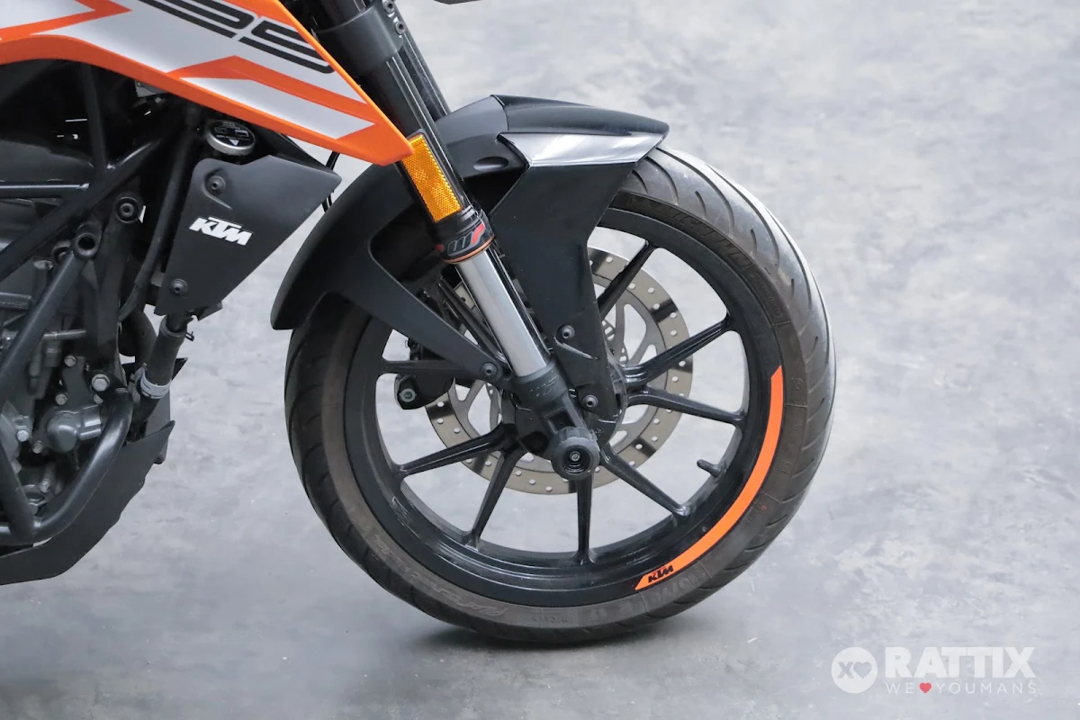 KTM 125 Duke Abs my17