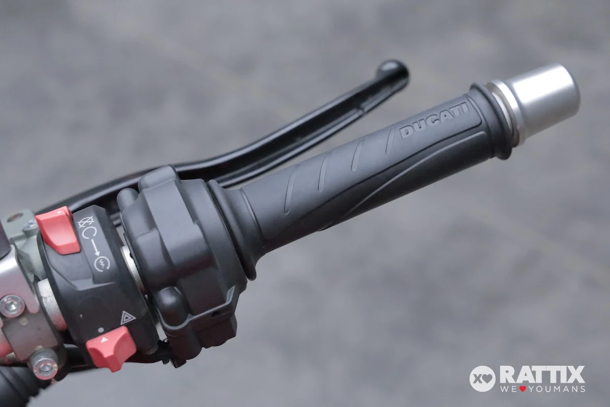 DUCATI Monster 1200 Anniversario