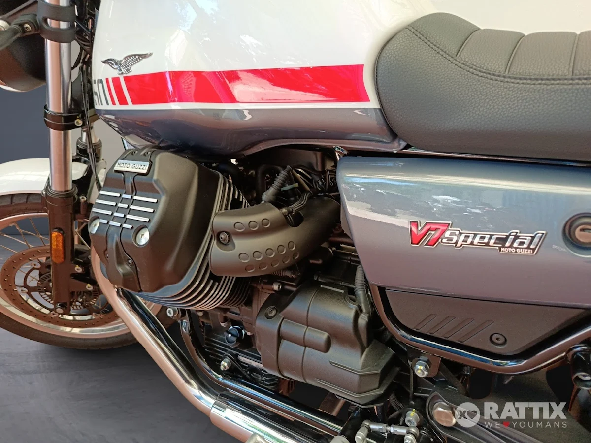 MOTO GUZZI V7 850 Special Abs my21