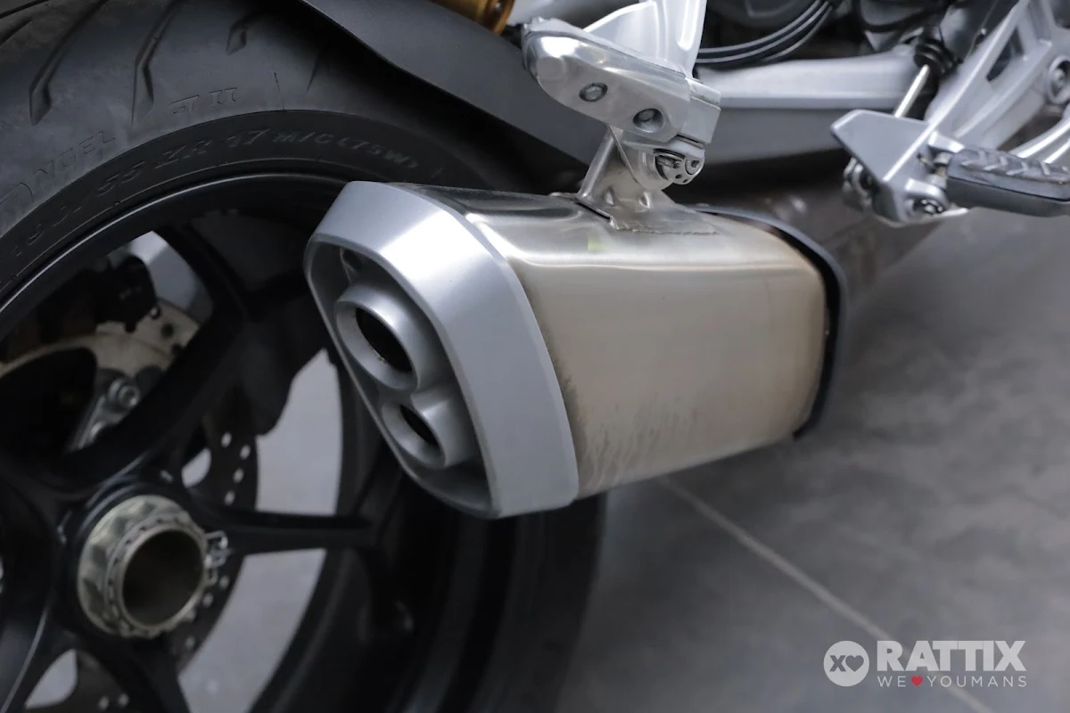 MOTO GUZZI V100 Mandello S my23