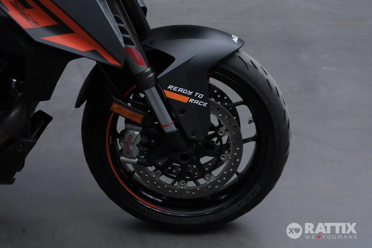 KTM 1290 Super Duke GT my16