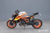 KTM 1290 Super Duke R my23