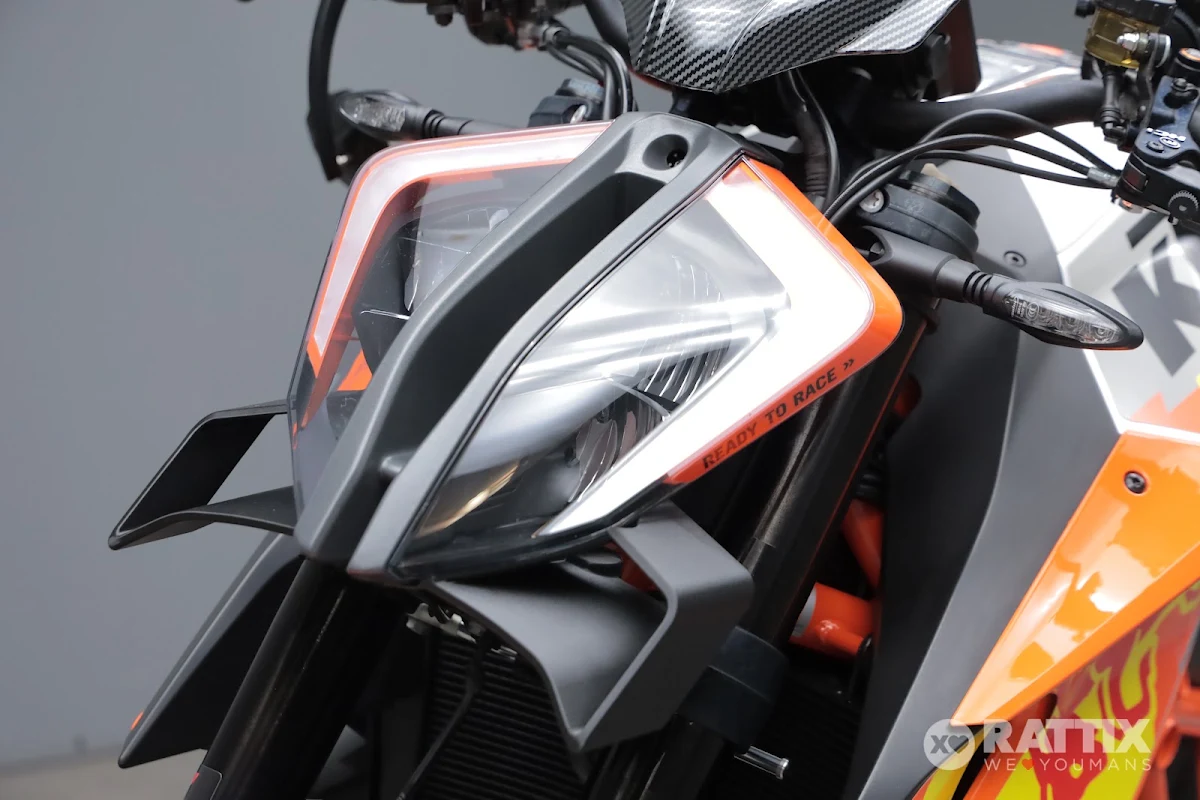 KTM 1290 Super Duke R my23