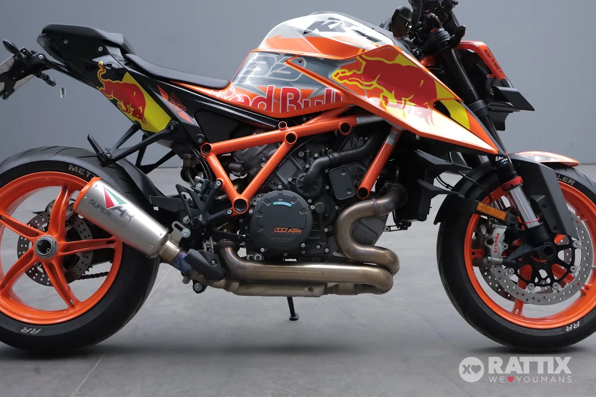KTM 1290 Super Duke R my23