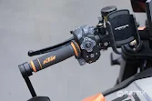 KTM 1290 Super Duke R my23