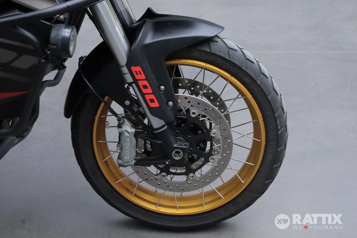 QJ MOTOR SRT 800 S SX