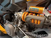 DUCATI Streetfighter V2 Red