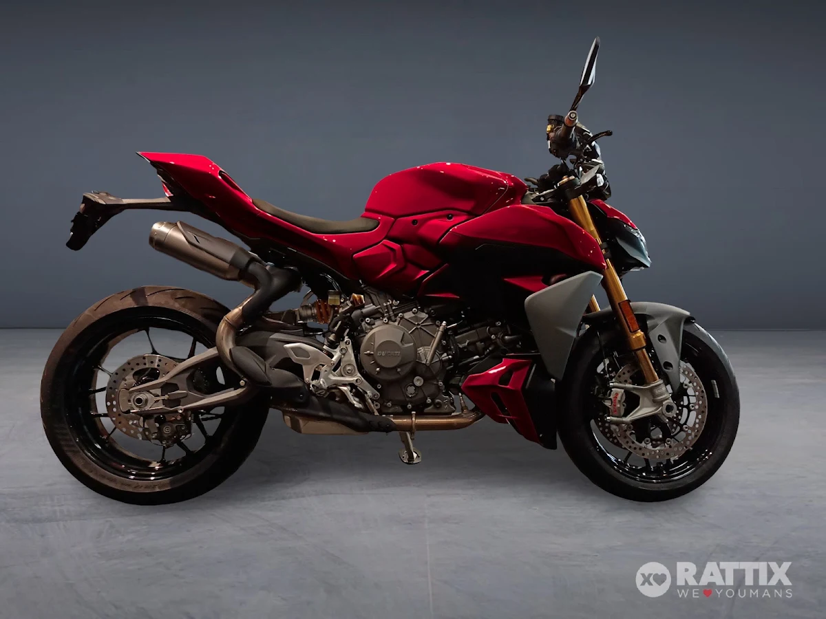 DUCATI Streetfighter V2 Red