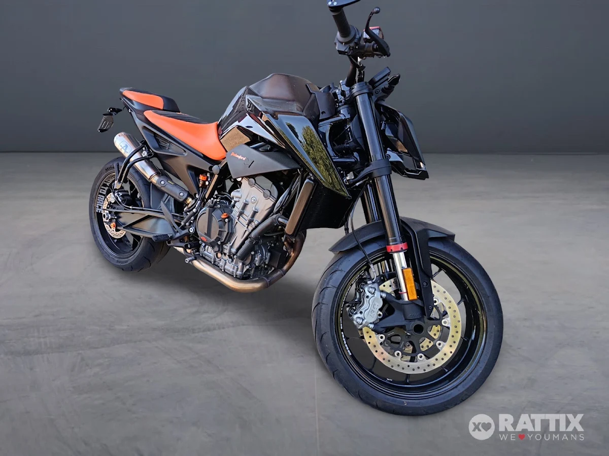 KTM 890 Duke my22