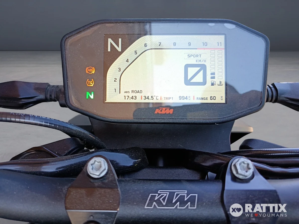 KTM 890 Duke my22