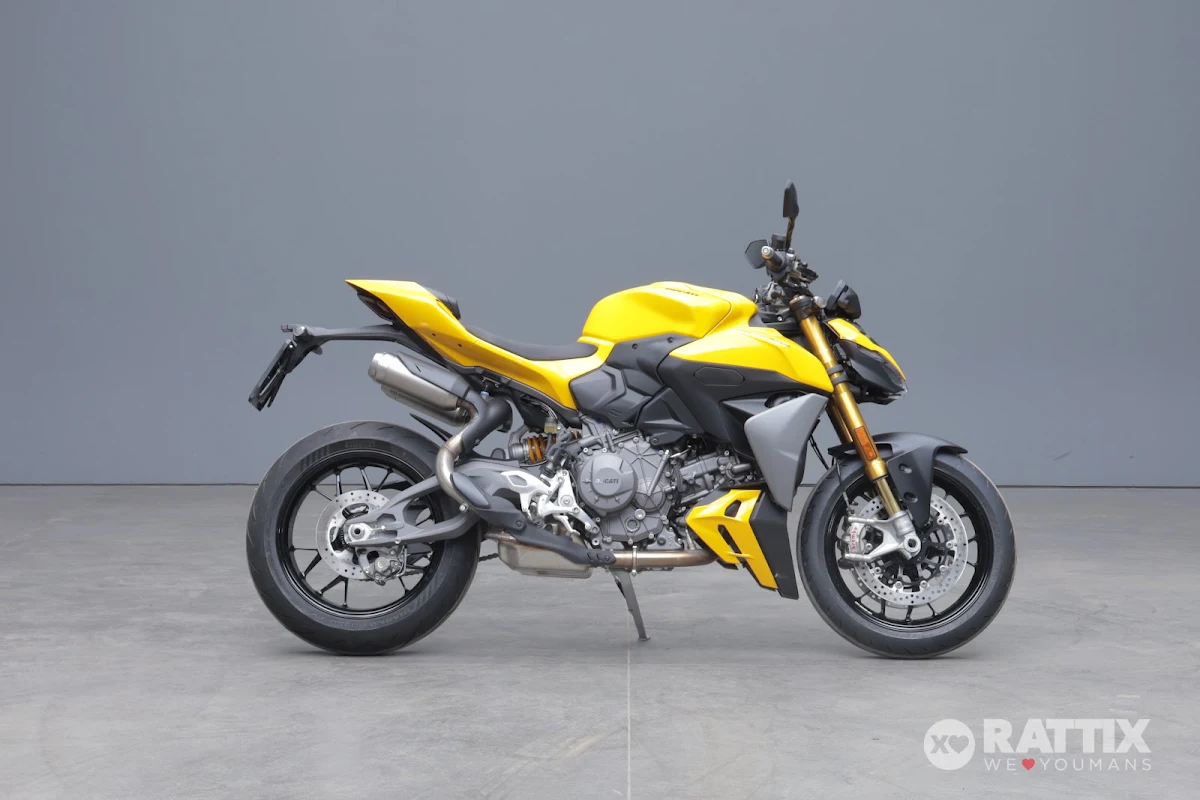 DUCATI Streetfighter V2 Red