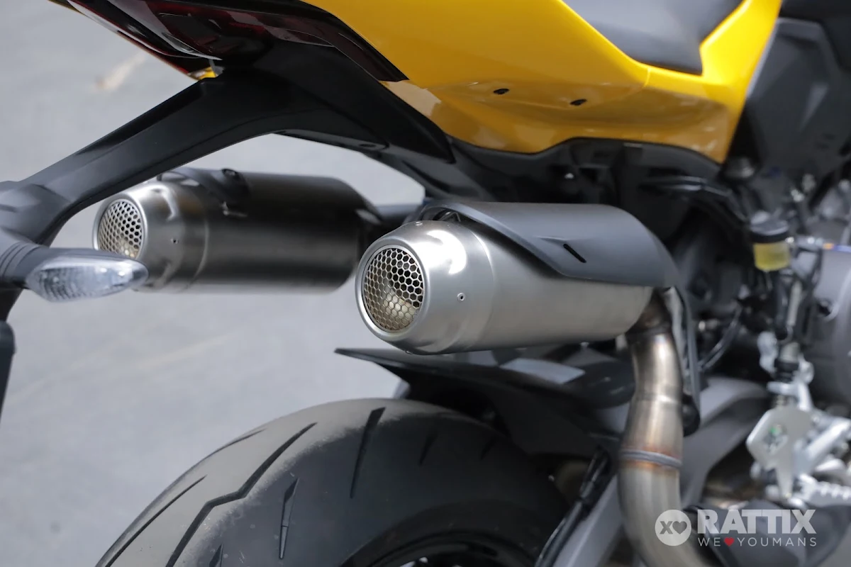 DUCATI Streetfighter V2 Red