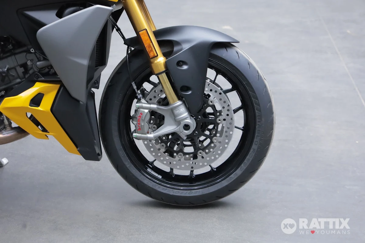 DUCATI Streetfighter V2 Red