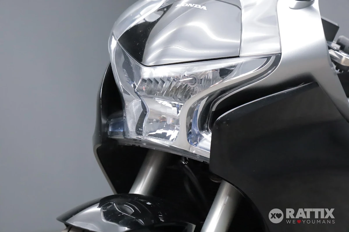 HONDA VFR 1200 F Abs