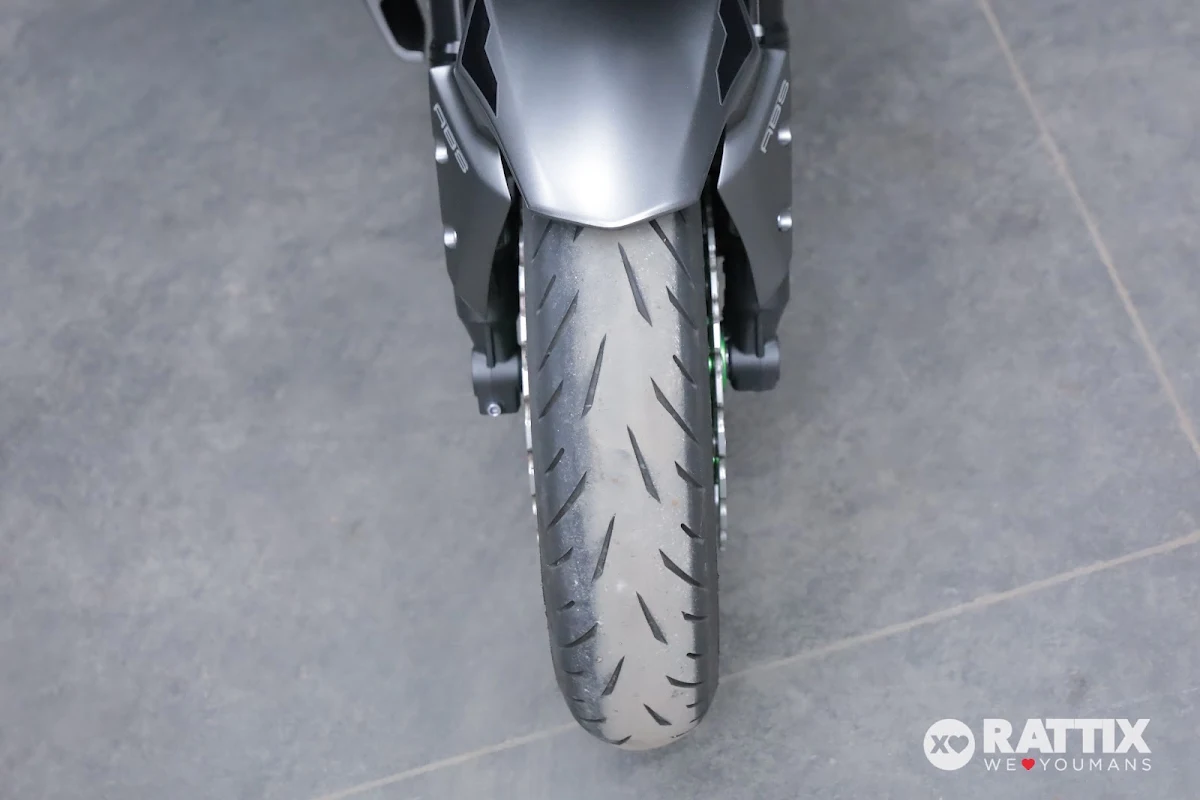 KAWASAKI Z 900 Performance Metallic Spark Black