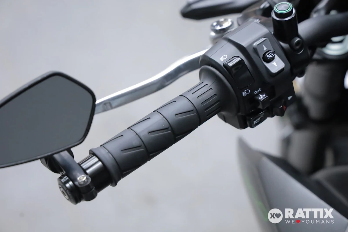 KAWASAKI Z 900 Performance Metallic Spark Black