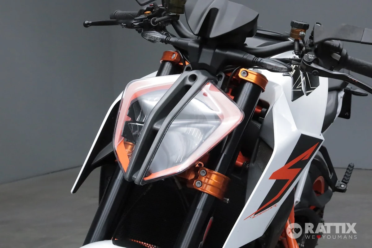 KTM 1290 Super Duke R my17